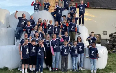 Triple – HSV-E-Jugend gewinnt in beiden 4+1 Staffeln und in der 6+1 die Meisterschaft!